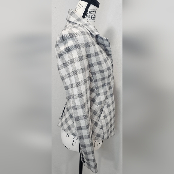 Cabi #5292 Valentina Plaid Black Gray Notch Collar Blazer Jacket Size 0 - Picture 9 of 16